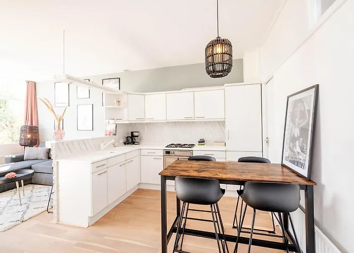 Amsterdam 1, Private Garden *