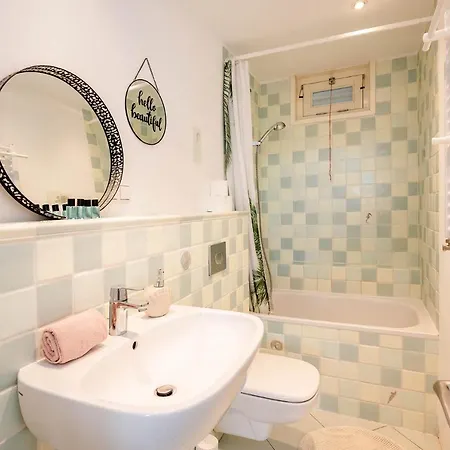 Amsterdam 1, Private Garden *